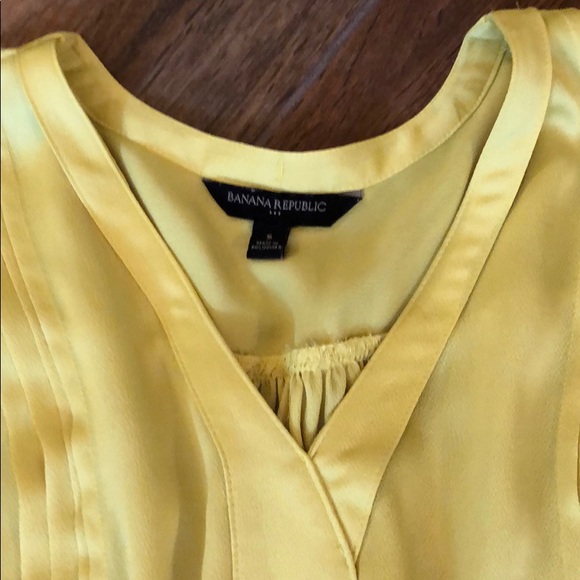 Banana Republic V-Neck Dress, Size Small - Picture 2 of 3